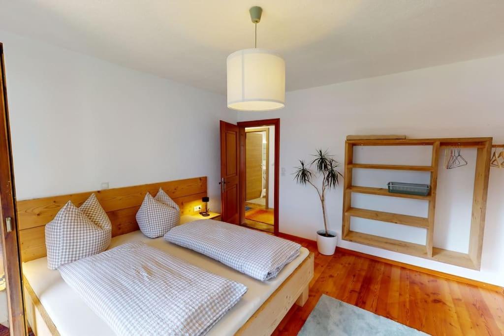 Haus Alberto - Haus Mit 2 Ferienwohnungen Ötztal-Bahnhof Eksteriør billede