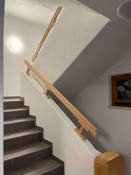Haus Alberto - Haus Mit 2 Ferienwohnungen Ötztal-Bahnhof Eksteriør billede