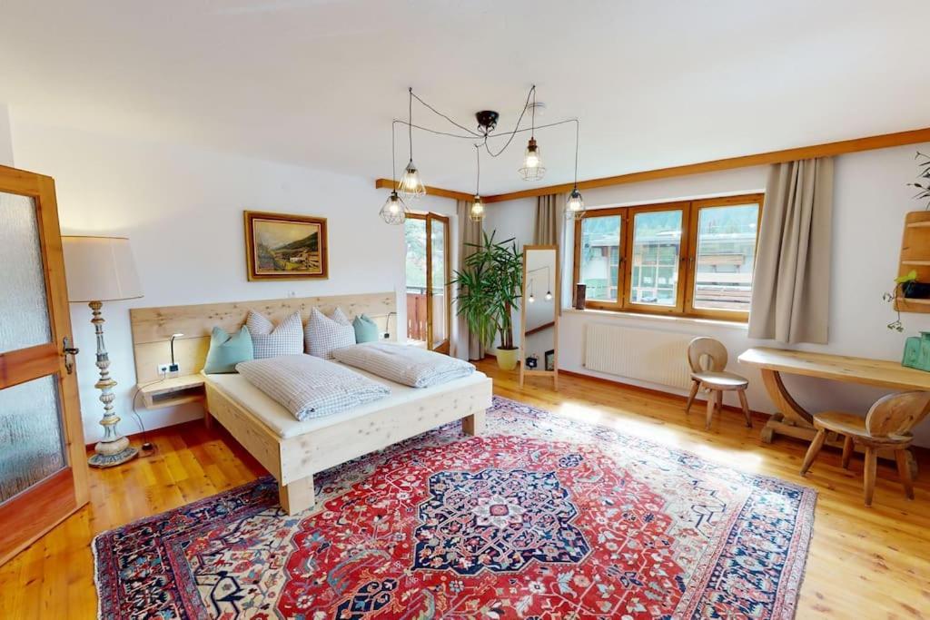 Haus Alberto - Haus Mit 2 Ferienwohnungen Ötztal-Bahnhof Eksteriør billede