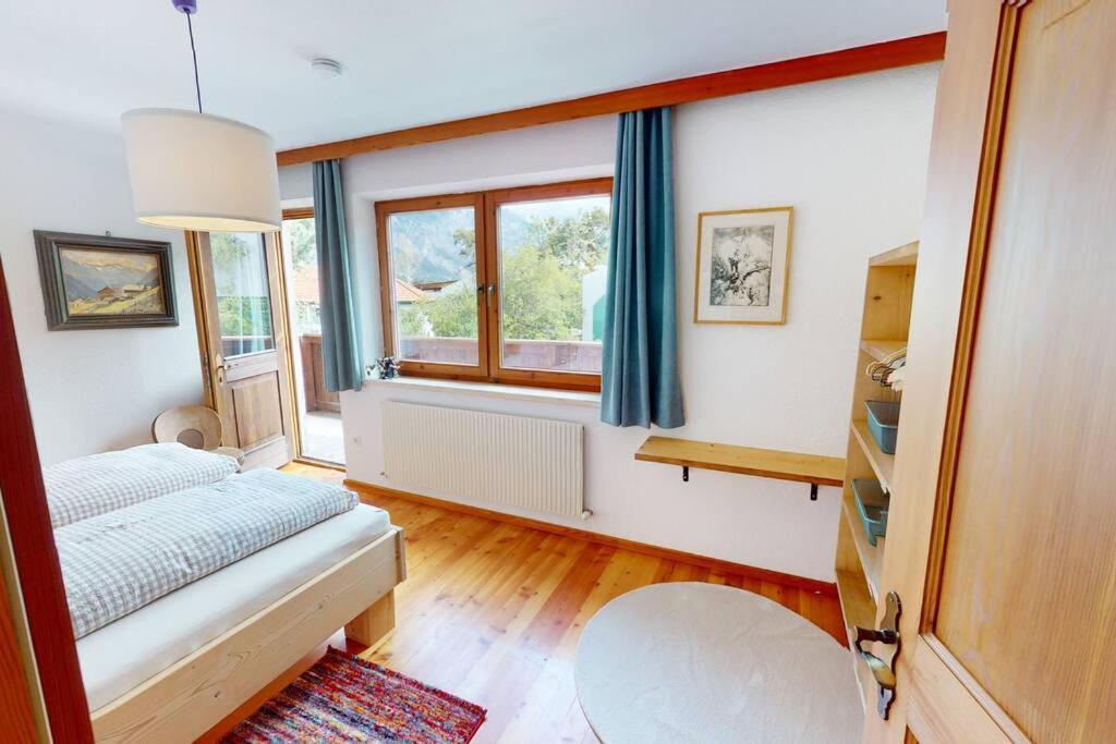Haus Alberto - Haus Mit 2 Ferienwohnungen Ötztal-Bahnhof Eksteriør billede