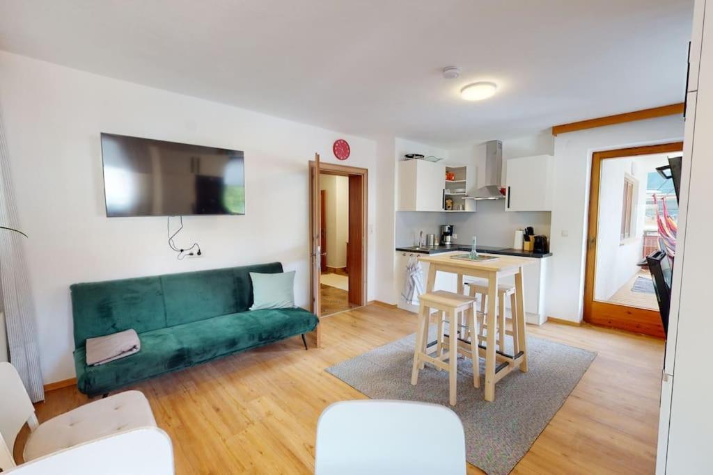 Haus Alberto - Haus Mit 2 Ferienwohnungen Ötztal-Bahnhof Eksteriør billede