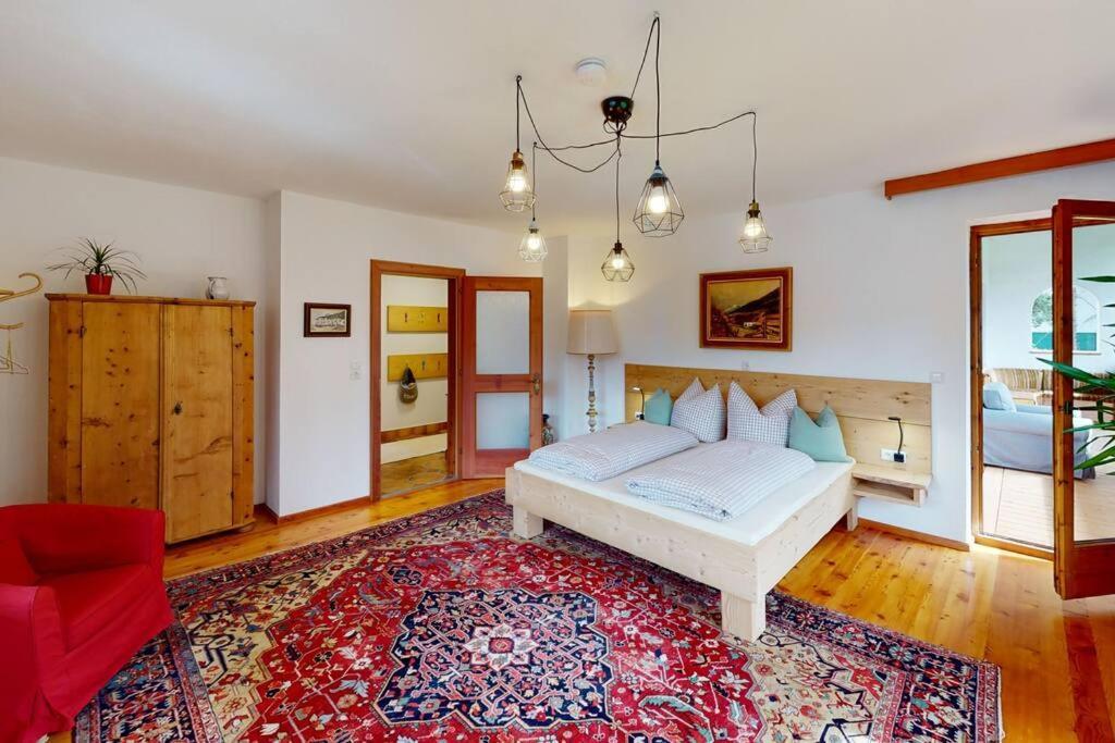 Haus Alberto - Haus Mit 2 Ferienwohnungen Ötztal-Bahnhof Eksteriør billede