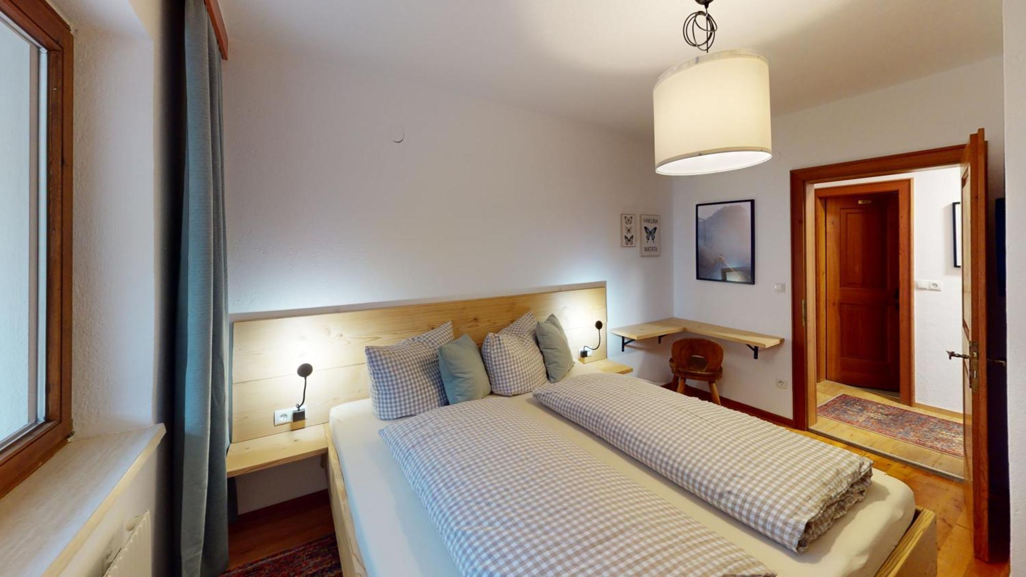 Haus Alberto - Haus Mit 2 Ferienwohnungen Ötztal-Bahnhof Eksteriør billede